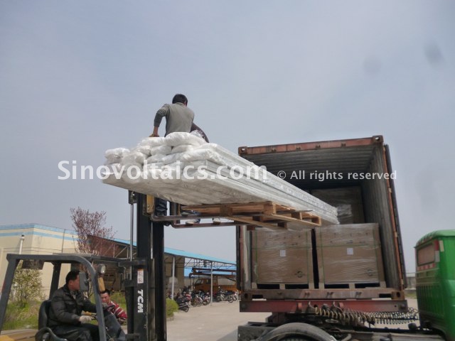 solar panel logistics loading
